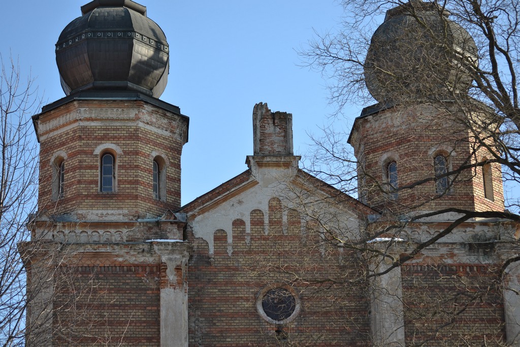 kliknut�m sa obr�zok zavrie