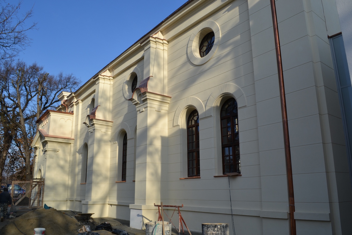 kliknut�m sa obr�zok zavrie