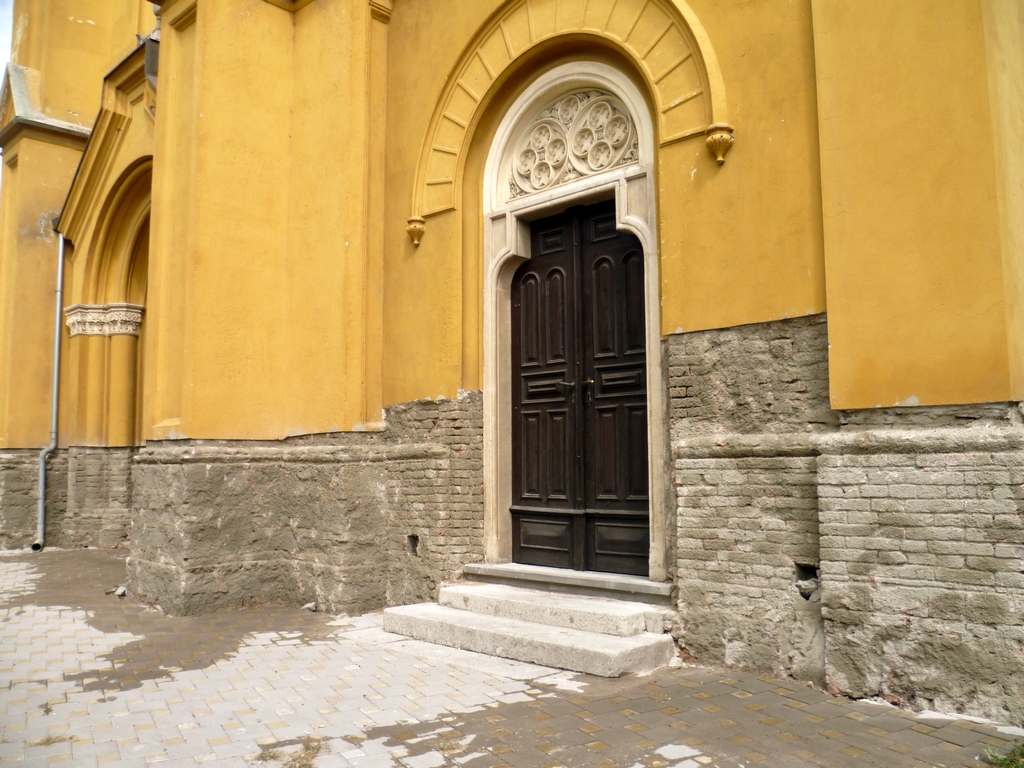 kliknut�m sa obr�zok zavrie