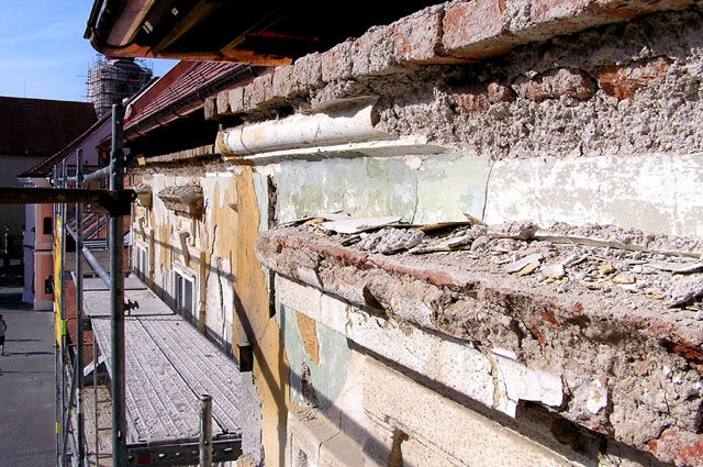 kliknut�m sa obr�zok zavrie