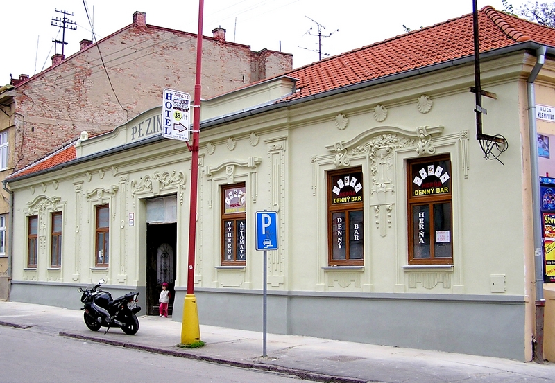 kliknut�m sa obr�zok zavrie