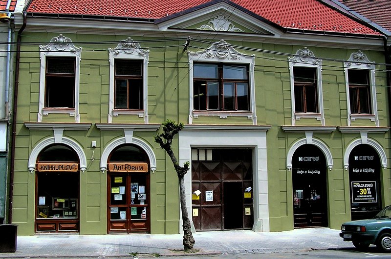 kliknut�m sa obr�zok zavrie