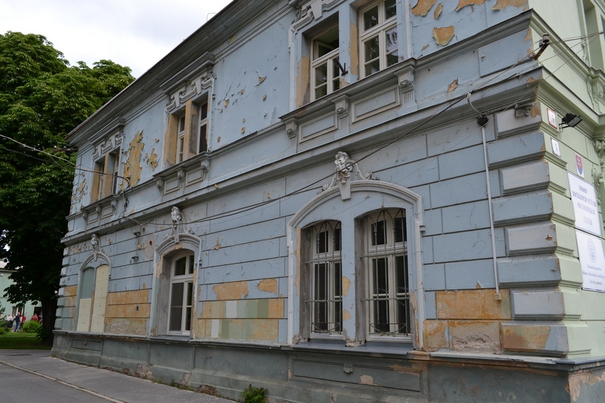 kliknut�m sa obr�zok zavrie