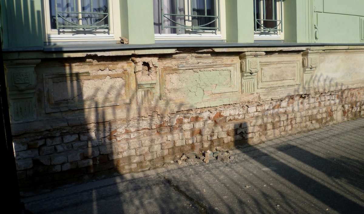 kliknut�m sa obr�zok zavrie